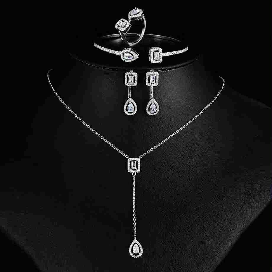 Collar set x4 Minerva