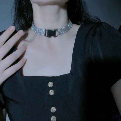 Collar cronos