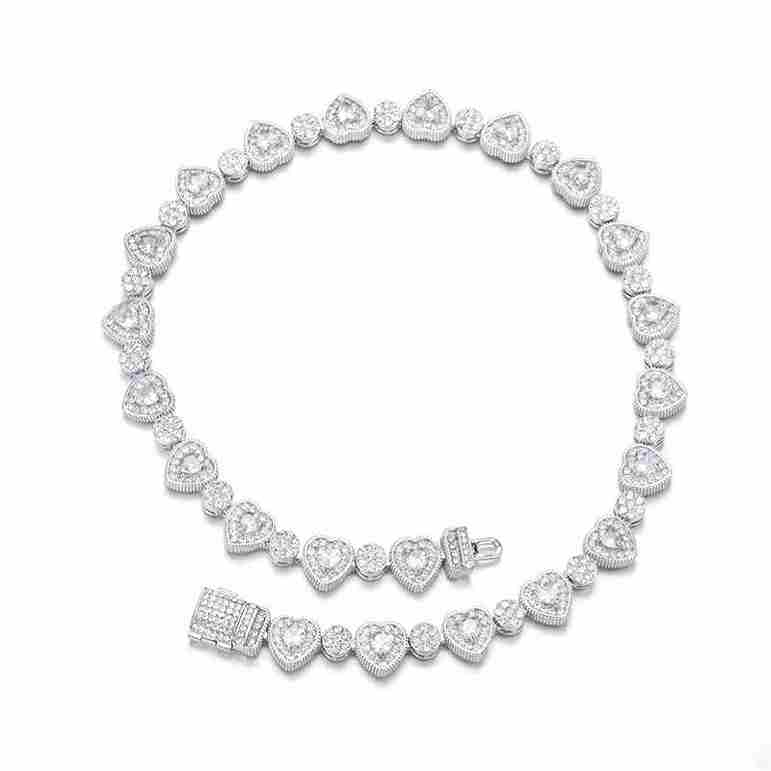 Collar Prada edicion especial