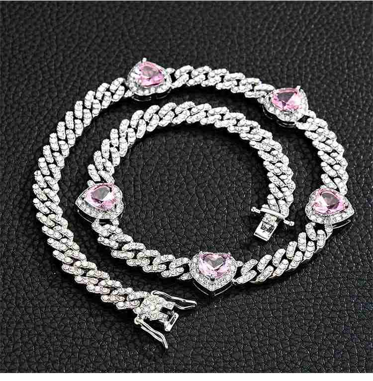 Collar  Venus